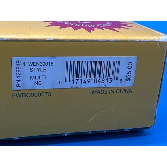 Inflatable Boxing Gloves - Wembleys Fun & Safe Sports Toy - Picture 4 of 4